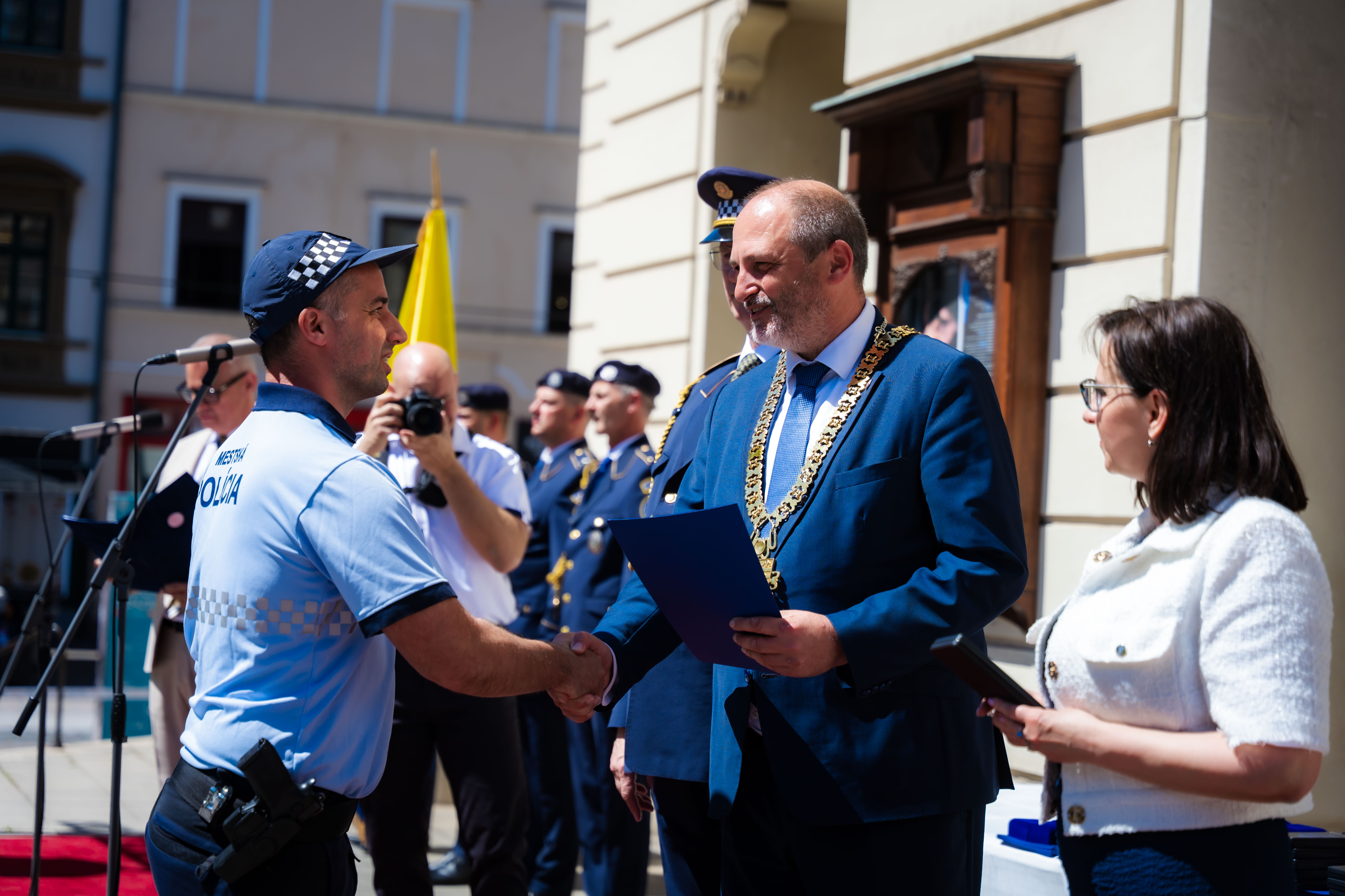 Slavnostne ocenovanie prislusnikov Mestskej policie mesta Kosice -1-40